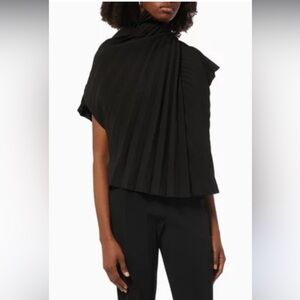A.W.A.K.E MODE Pleated Asymmetric‎ Top in black